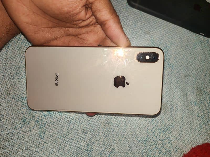 iPhone xs max non pta factory unlocked 5