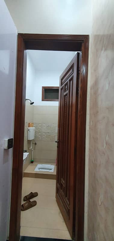 4 Bed DD second Floor With Roof Portion in Gulshan-e-Iqbal Block 1 3