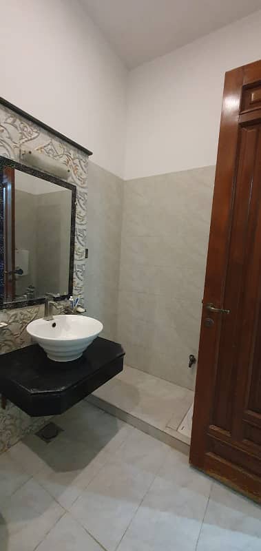 4 Bed DD second Floor With Roof Portion in Gulshan-e-Iqbal Block 1 15