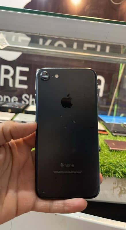 Iphone 7 Non pta all ok 32 memory 77% battery health 1