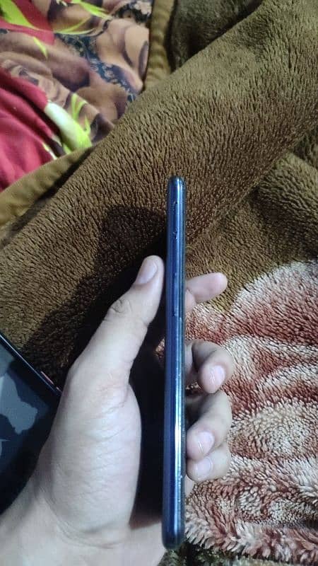 I want to sell my oneplus n100 gaming phone 3