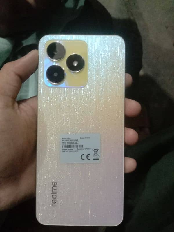 realme c53 6/128 0