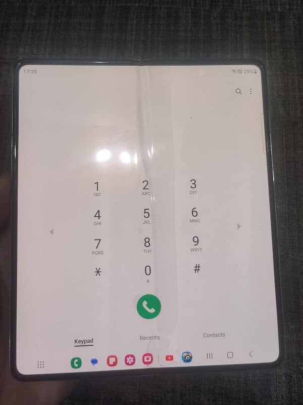 Samsung Galaxy Z Fold 4 1