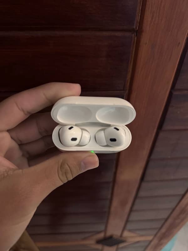 AirPods pro2 (2nd generation) 10/10 6