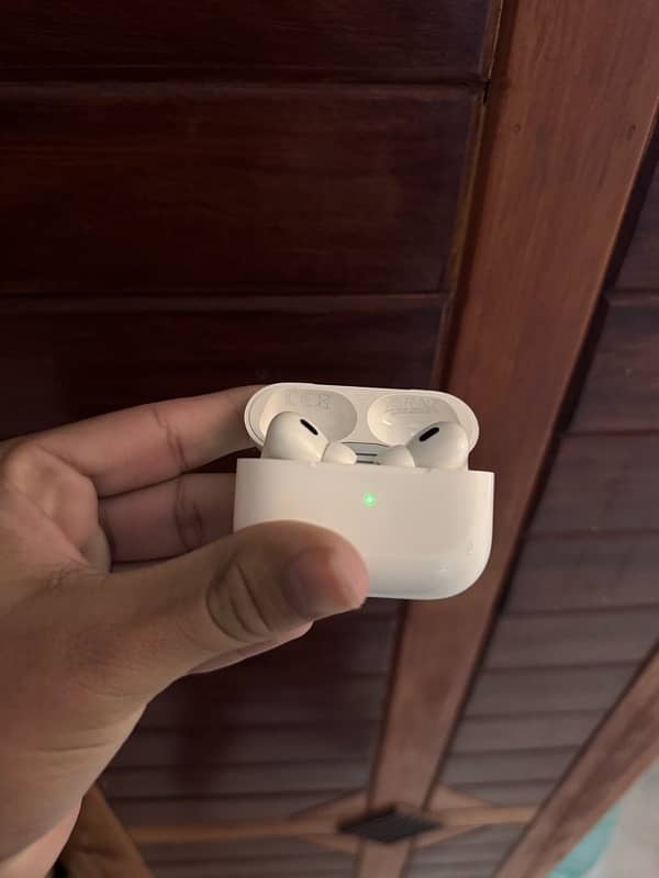 AirPods pro2 (2nd generation) 10/10 7