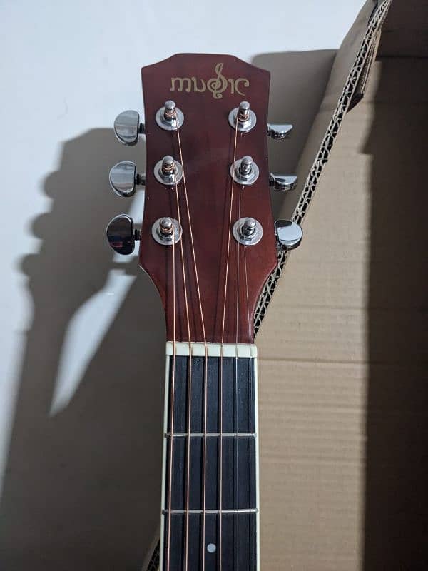 New Jumbo size Acoustic Guitar 3