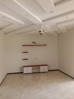 8 Marla Main Double Road Portion For Rent