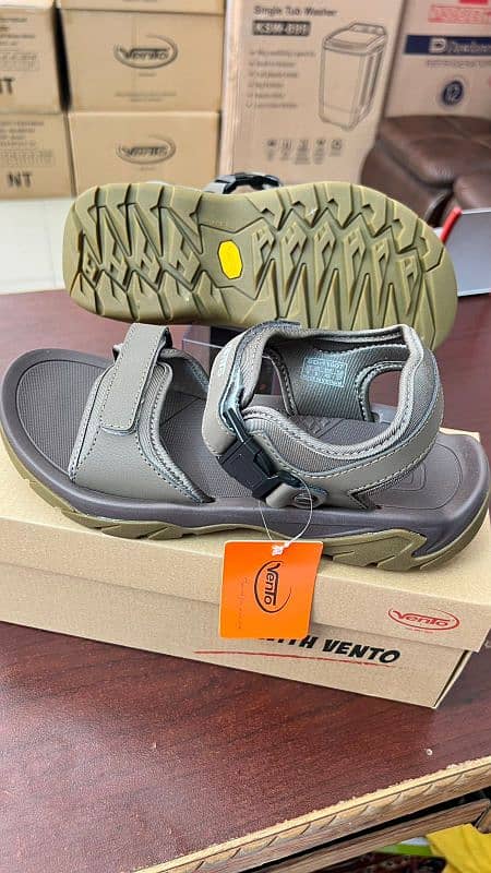 Vento Men's Outdoor Sandals, 9