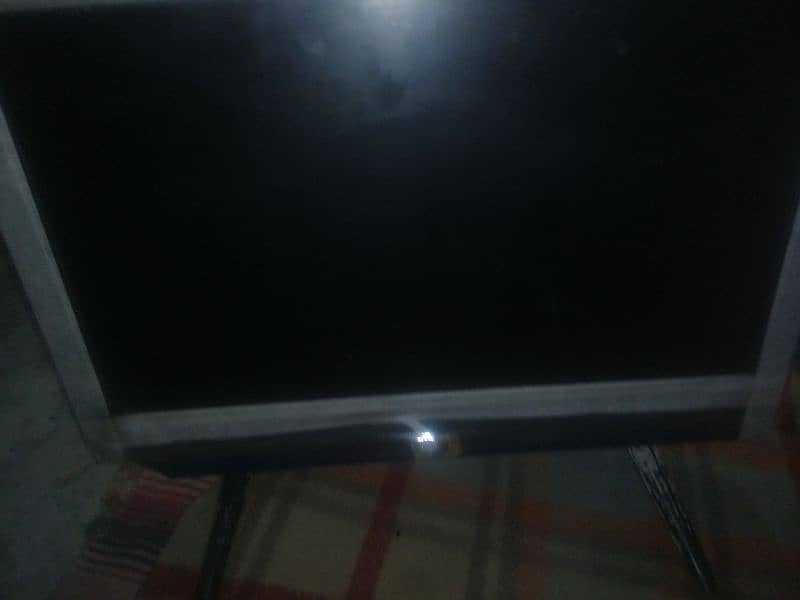 Led for sale television 19 inch lumbei kum chori zayada sumsung with 5