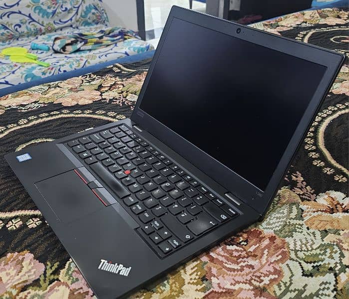 Lenovo L380 8th Gen i3 8GB Ram SSD 180 GB Touch 1