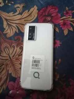 Qmobile ultra