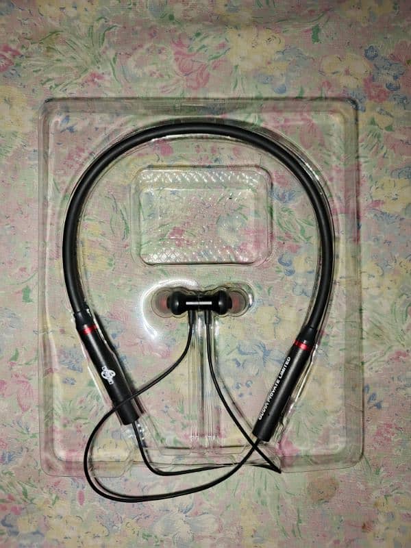 Lenovo HE05X NeckBand Wireless Handsfree 2