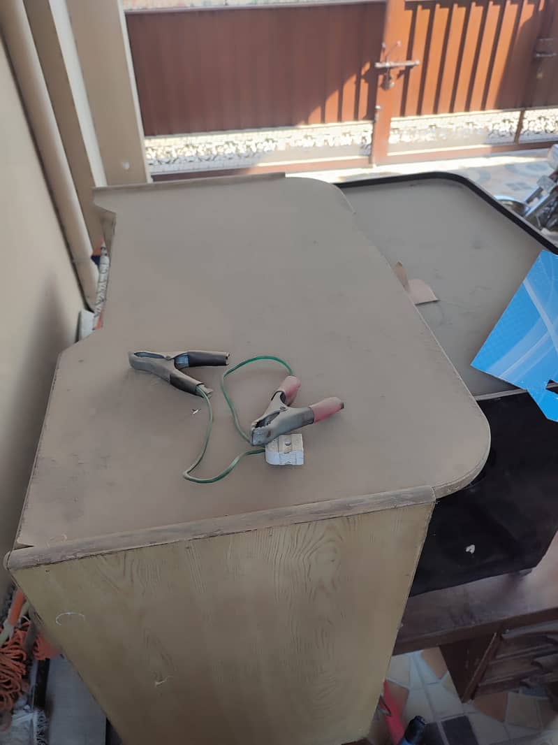 Old computer tables in cheap price 5