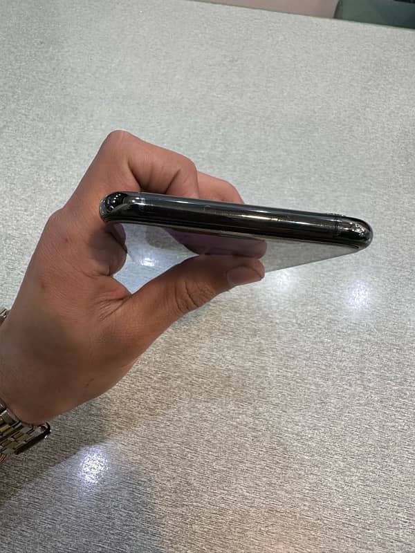 IPhone XS Max  PTA Approve 4