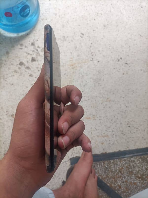 vivo s1 pro 4/128 PTA approved 10/7 condition 1