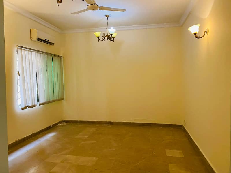 F-11 Markaz 3 Bedrooms Unfurnished Apartment Available For Rent In F-11 Markaz Islamabad 2