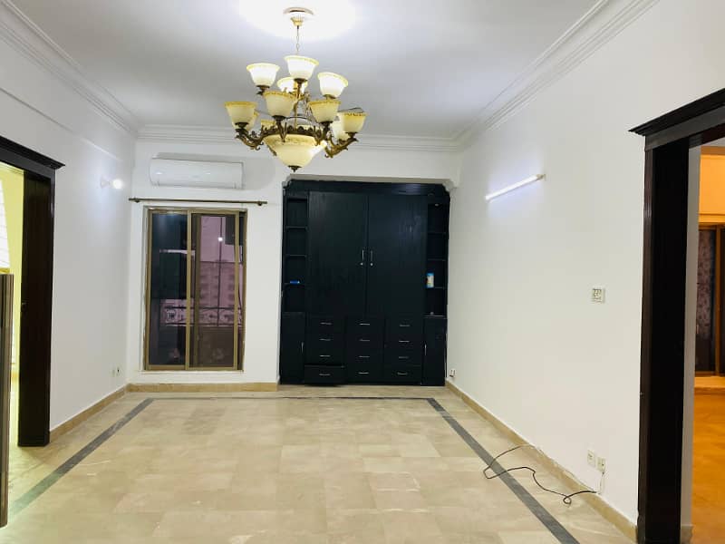 F-11 Markaz 3 Bedrooms Unfurnished Apartment Available For Rent In F-11 Markaz Islamabad 1