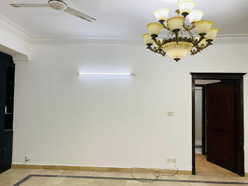 F-11 Markaz 3 Bedrooms Unfurnished Apartment Available For Rent In F-11 Markaz Islamabad 8