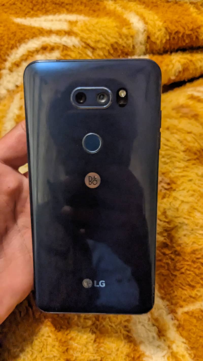 LG V30 6