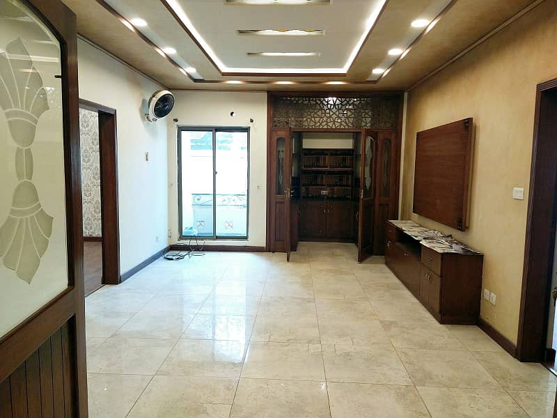 F-11 Markaz Luxury Fully Renovated 3 Bedroom Un-Furnished Apartment Available for Rent in F-11 Islamabad 15