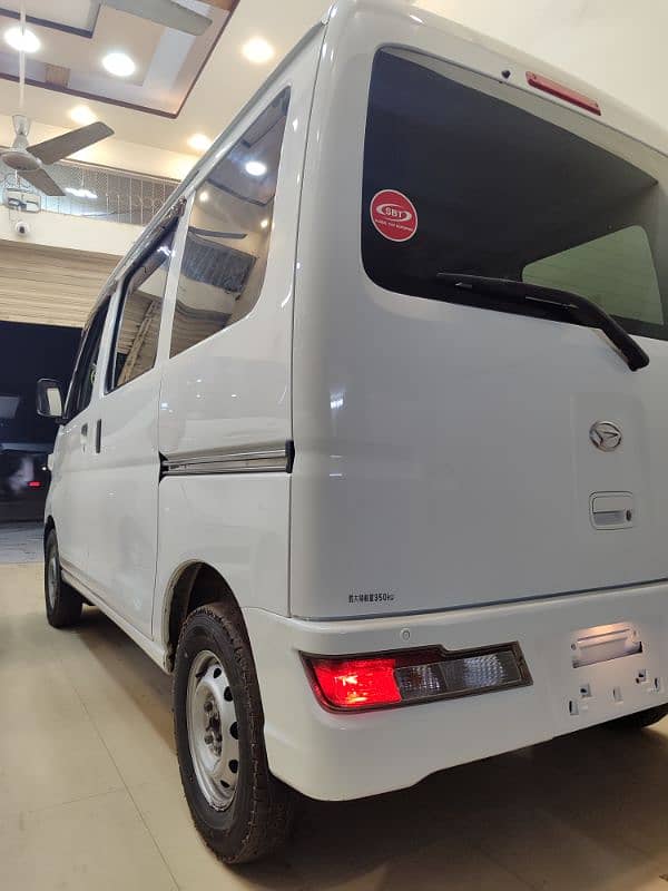 Daihatsu Hijet 2019 9