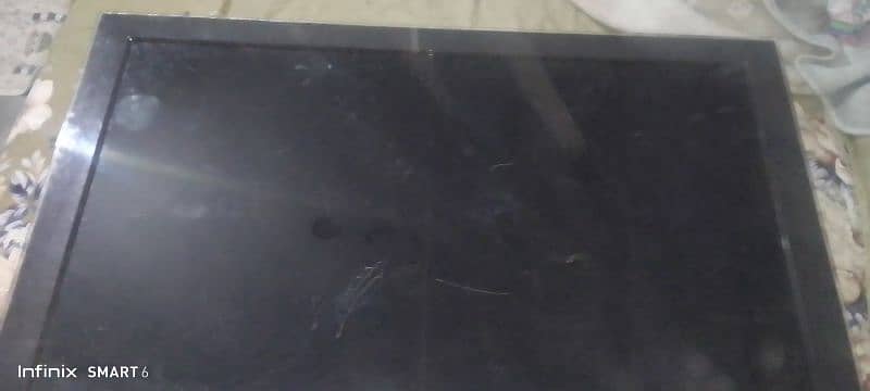 65 inches Samsung LCD for sale 0