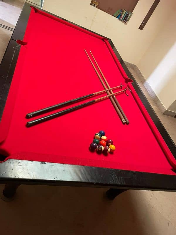 billiard table 0