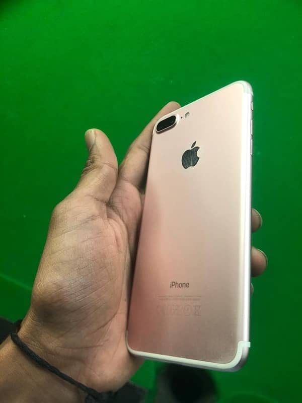 I Phone 7Plus official PTA Approved 32GB Phone Num 03064206549 1