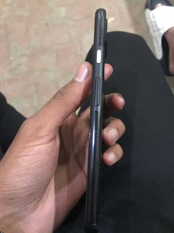 Google pixel 4xl good battery timing all okay only serious buy contact 1