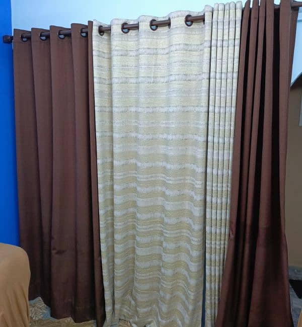 8 curtains 1 blind 3