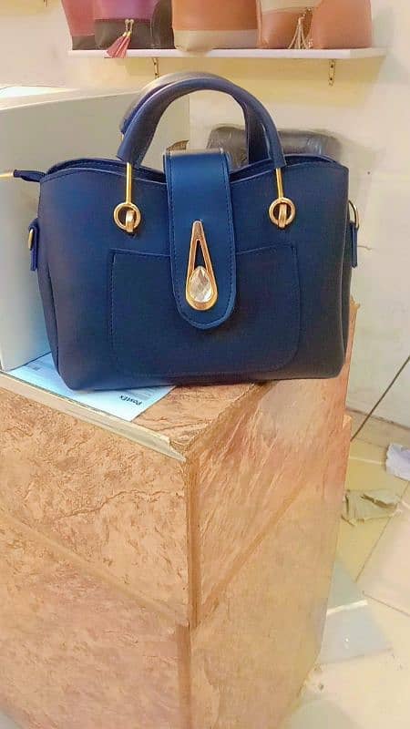 Bags / Handbags / Shoulder bags / lagies bags for sale 0