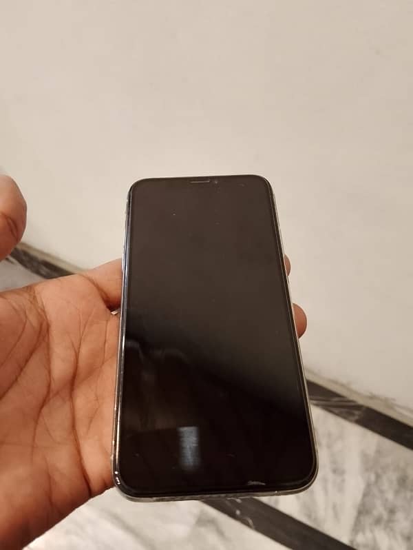 Selling my Iphone XS 64GB Non-PTA(Jv) 0