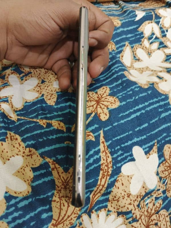 Oppo Reno 5 hai condition raff hai jis Bhai na Lana ho 03244172168 5