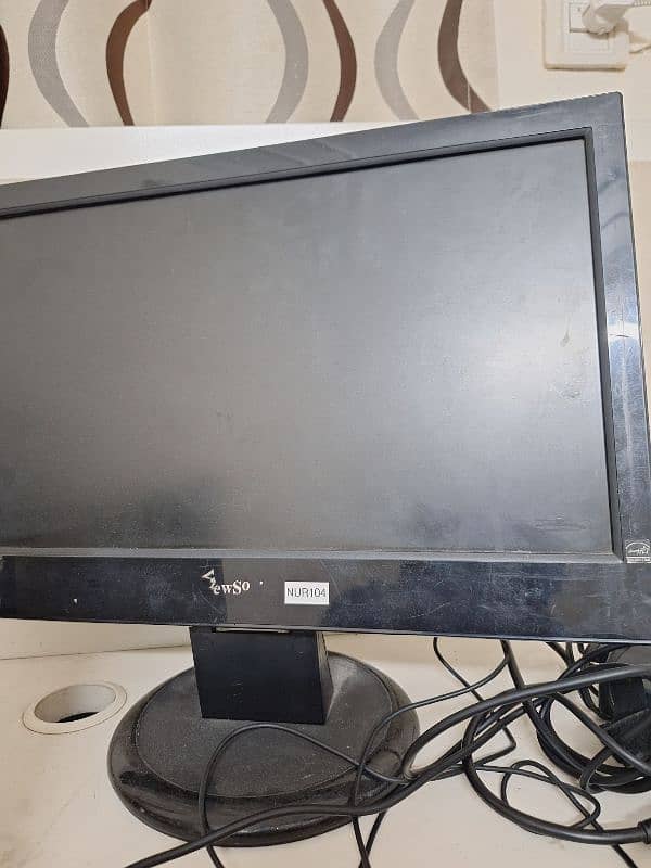 lcd monitor for sale 3