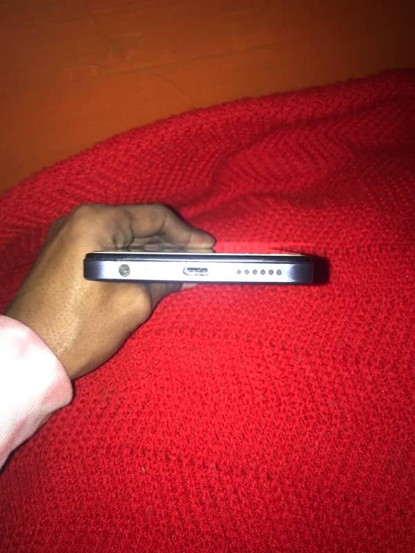 Infinix smart 8 good condition only 6 months Use 4