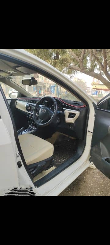 Toyota Corolla GLI 2017 automatic for sale 10