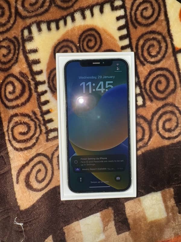 PTA APPROVEiPhone 12 in Rare Mint Green – Excellent Condition 1