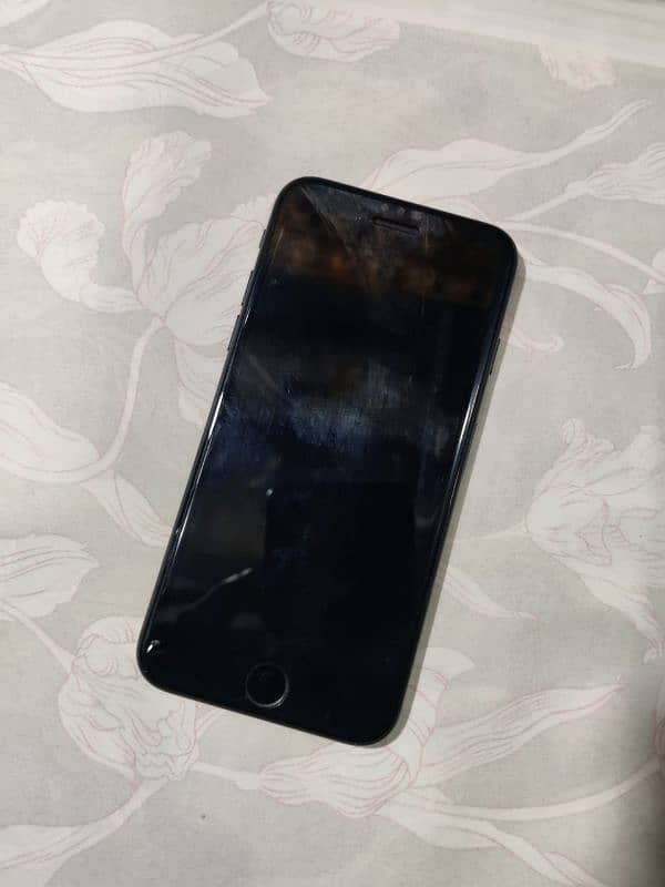 selling iPhone 7 2