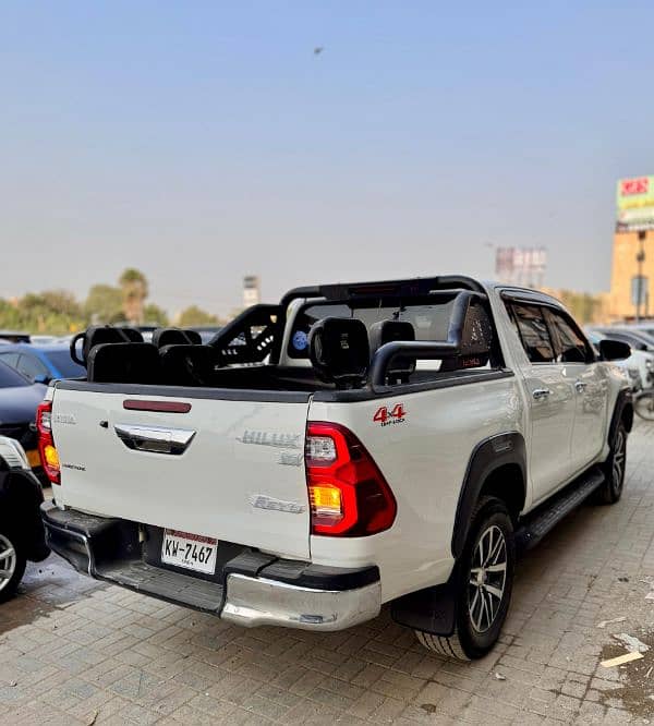 Toyota Hilux Revo 2018 1