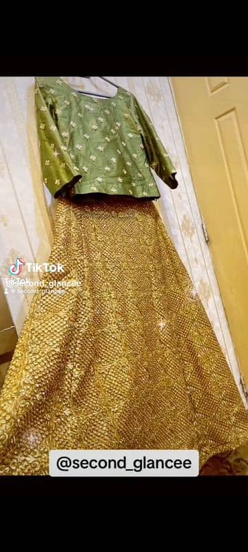 designer mehndi lehnga for sale 4