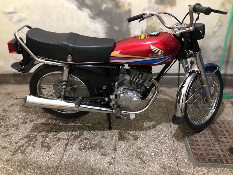 Honda cg 125 2010 down model 0