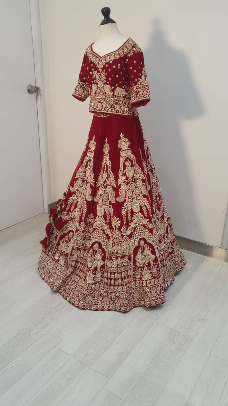 Manish malhotra lehnga 0