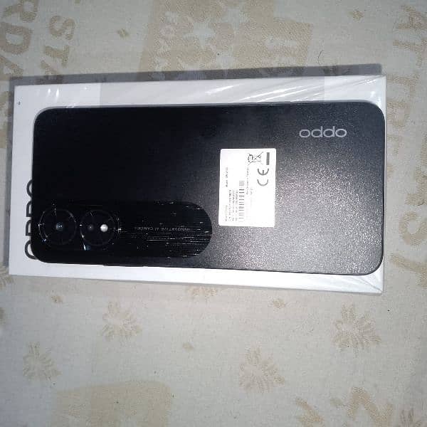 oppo A38 for sale all accessories complete. box one hand use 8