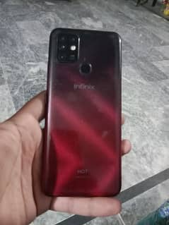 Infinix Hot 10 (4/64)