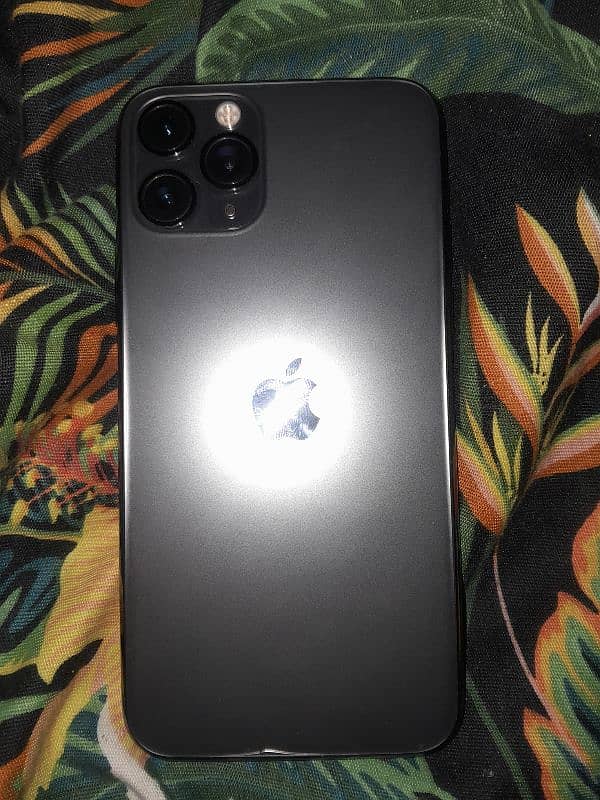 iphone 11 pro 0