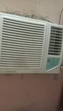 window AC good condition