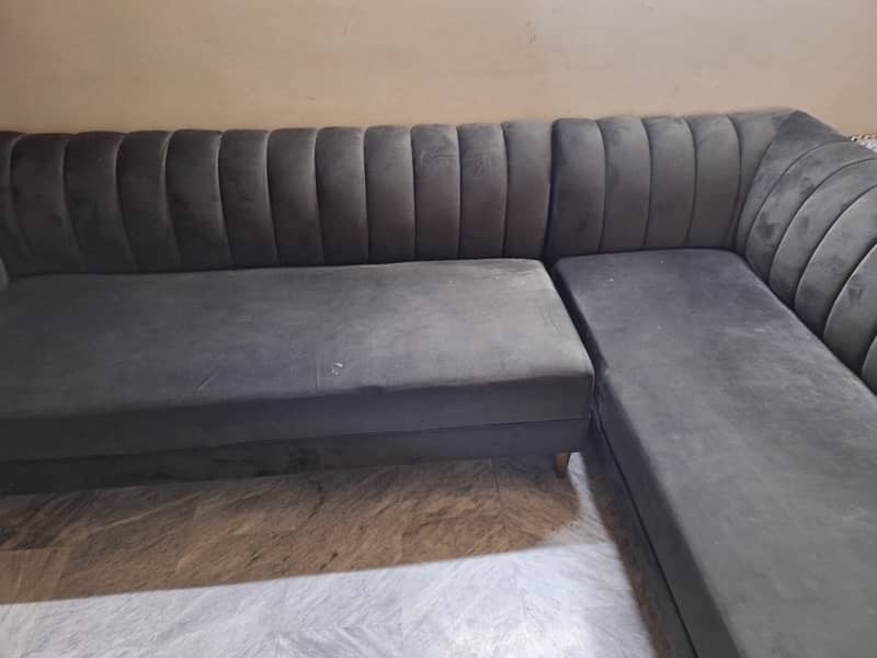 l shaped sofa 0