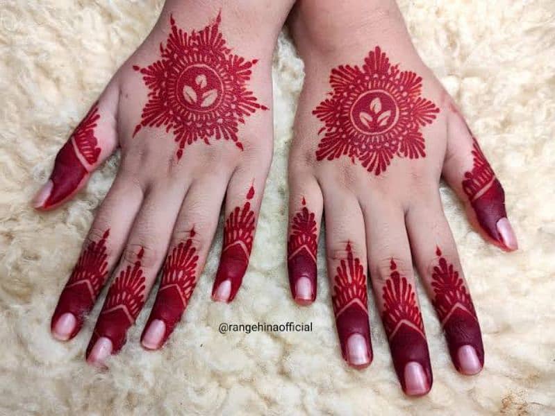 Mehwish kum kum coan mehndi 1