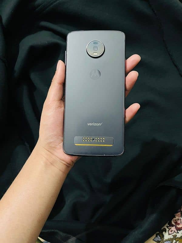 moto z4 3