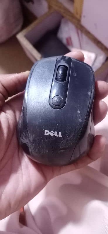 Wireless mouse and 128gb ssd 1